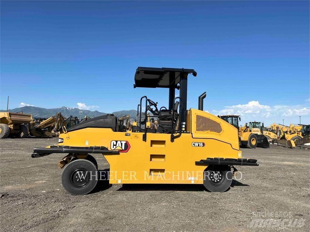 CAT CW16 Cilindros Compactadores de pneus
