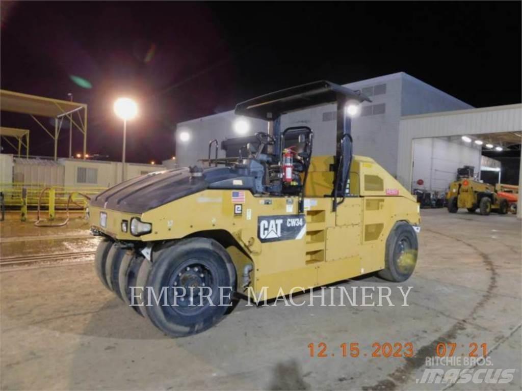 CAT CW34 Cilindros Compactadores de pneus