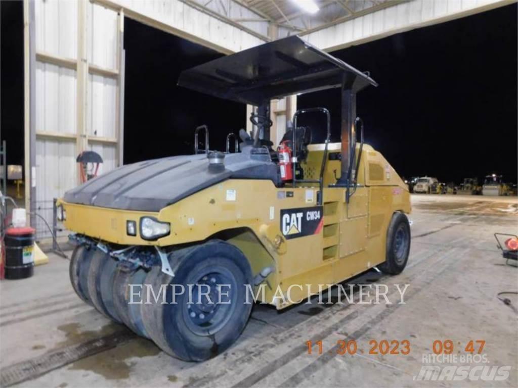 CAT CW34 Cilindros Compactadores de pneus