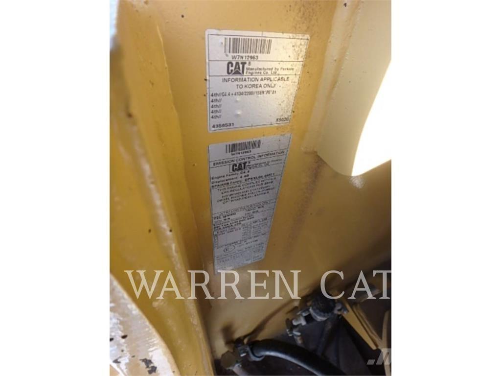 CAT CW34 Espalhadoras de asfalto