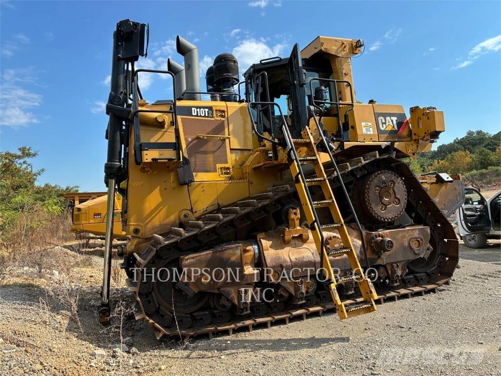CAT D 10 T 2 Dozers - Tratores rastos