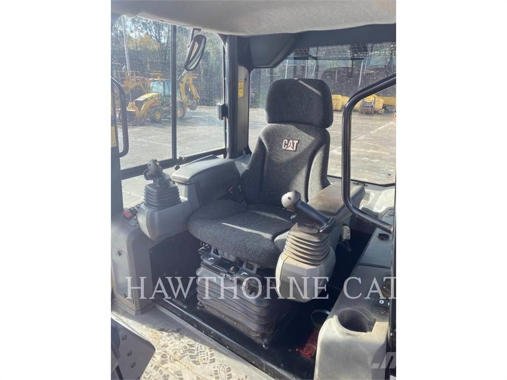 CAT D 6 K XL Dozers - Tratores rastos