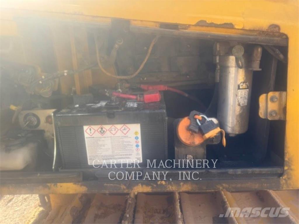 CAT D 6 K2 Dozers - Tratores rastos