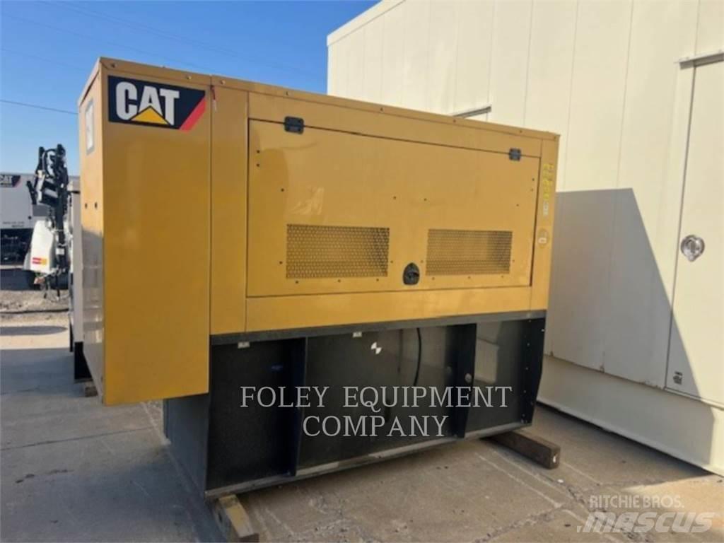 CAT D100 Geradores Diesel