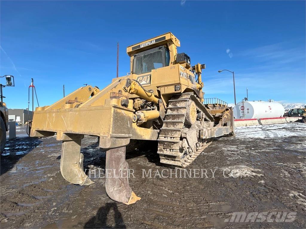 CAT D10T Dozers - Tratores rastos