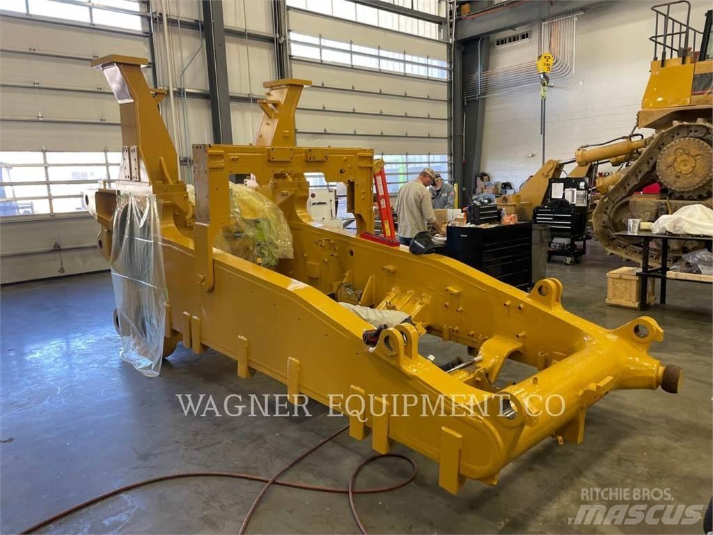 CAT D11T Dozers - Tratores rastos