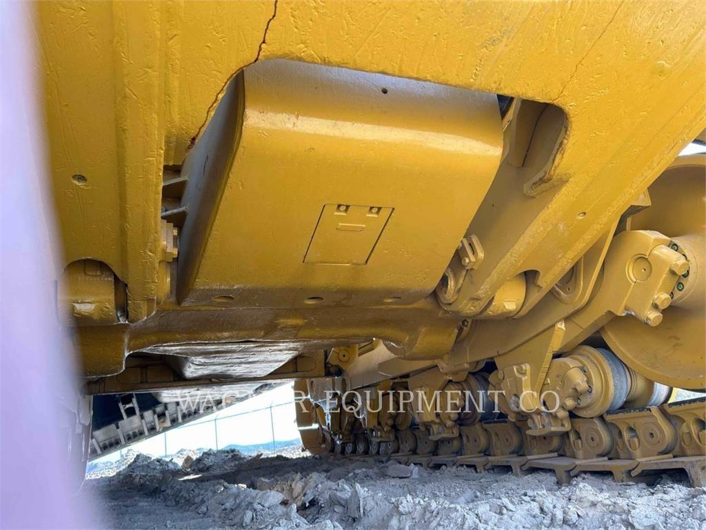 CAT D11T Dozers - Tratores rastos
