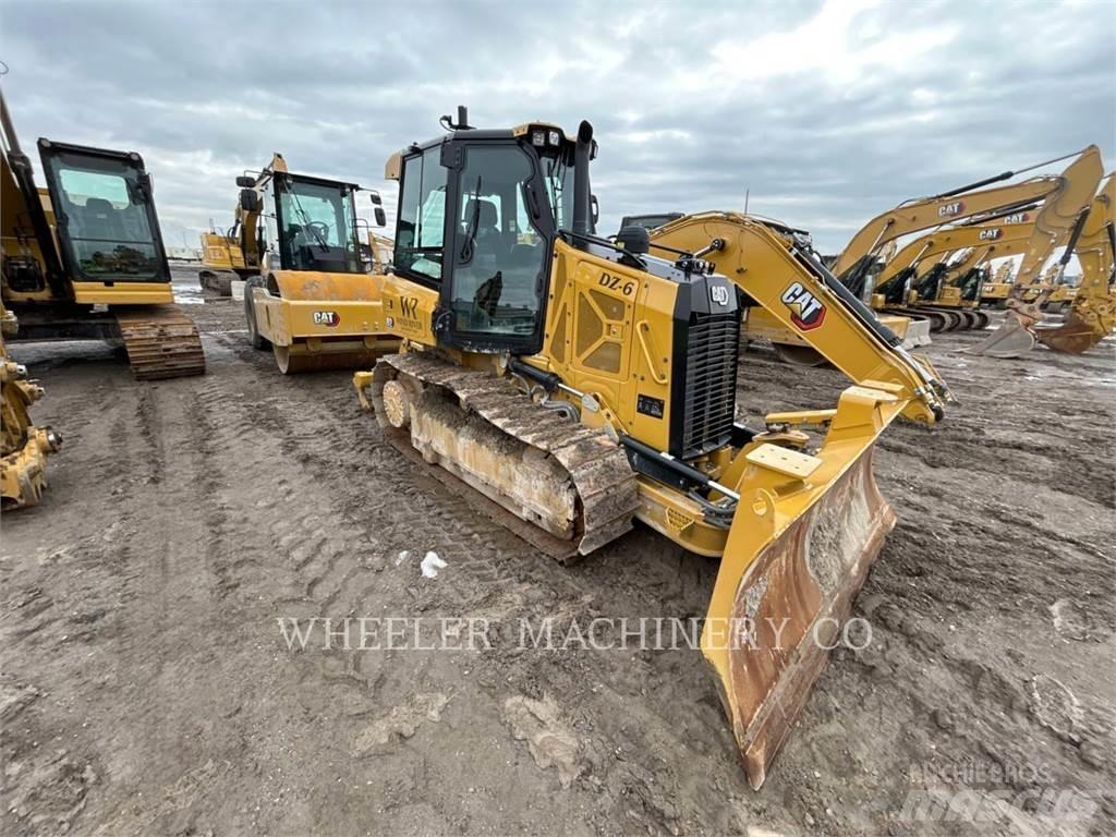 CAT D2 XL Dozers - Tratores rastos
