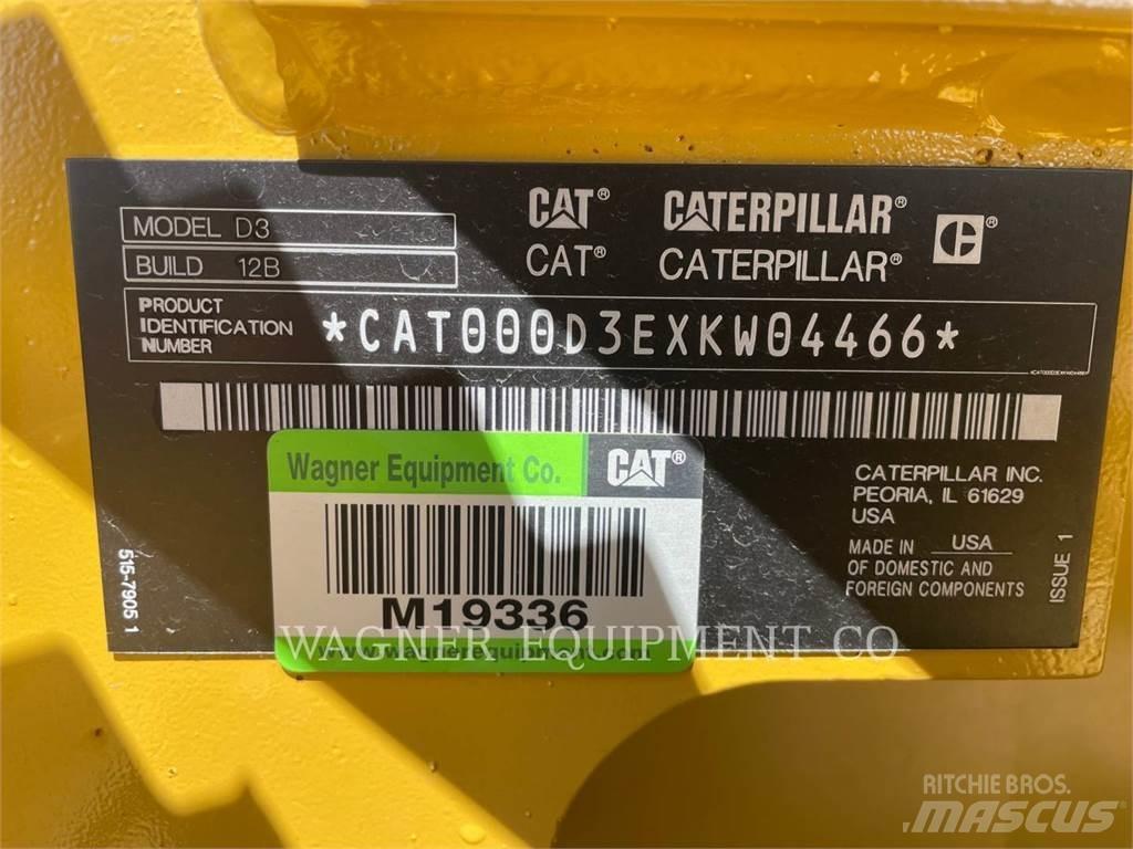 CAT D3 Dozers - Tratores rastos