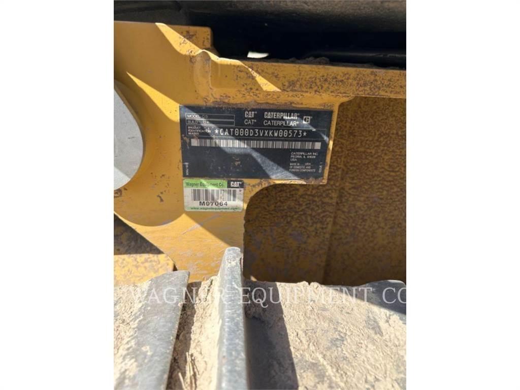 CAT D3 Dozers - Tratores rastos