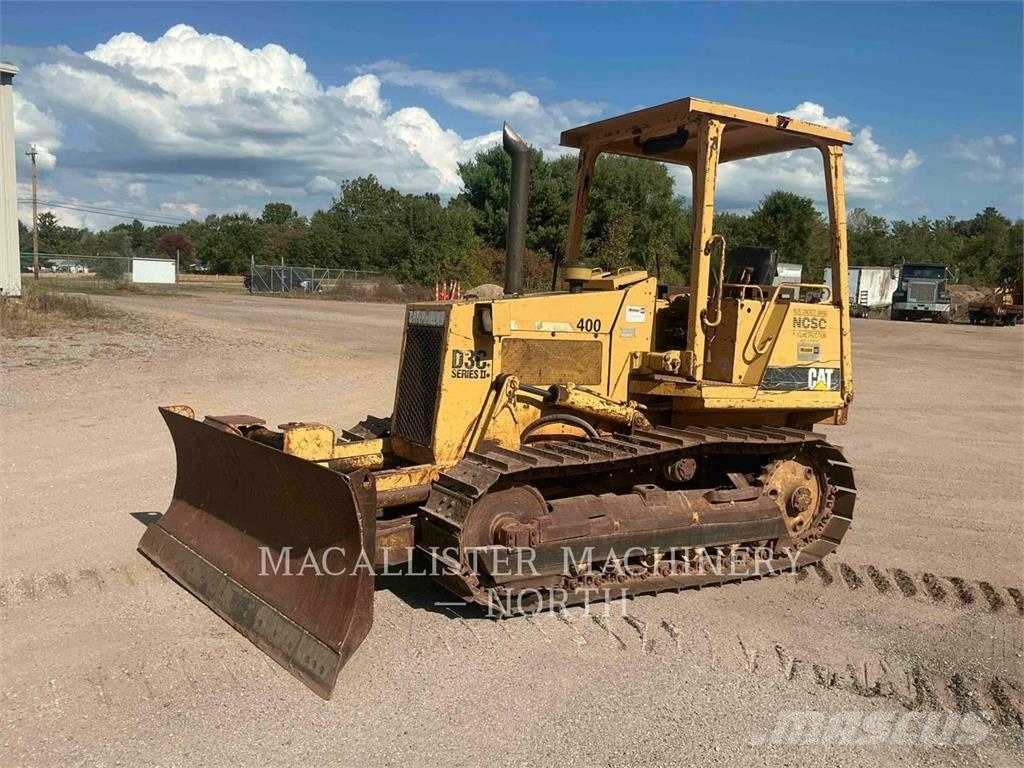 CAT D3C Dozers - Tratores rastos