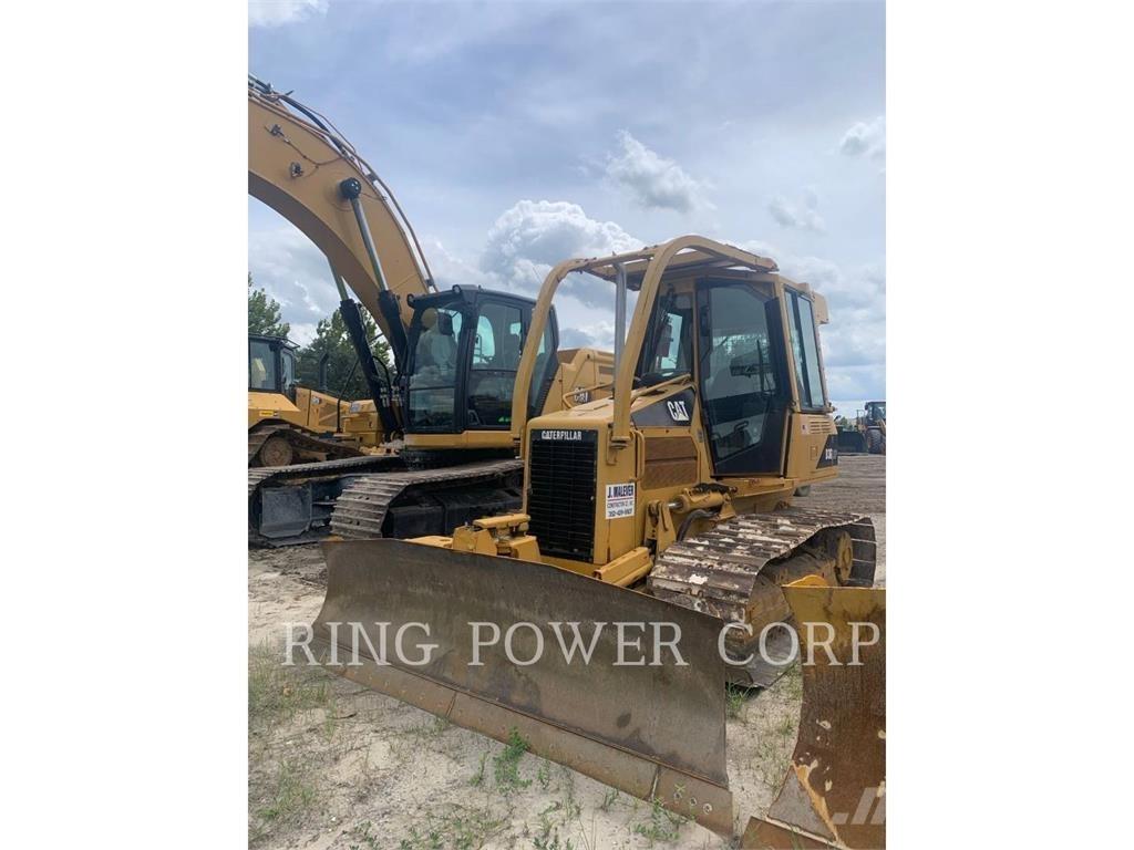 CAT D3GLGP Dozers - Tratores rastos