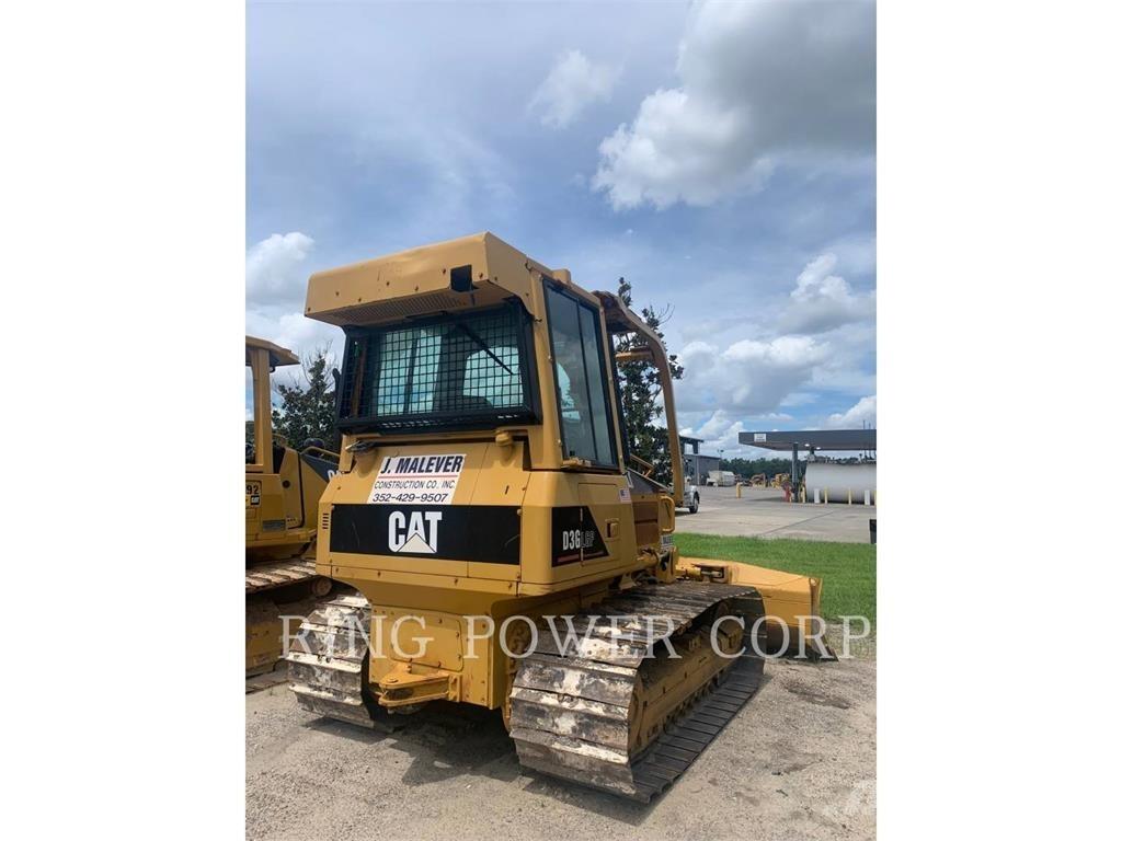 CAT D3GLGP Dozers - Tratores rastos