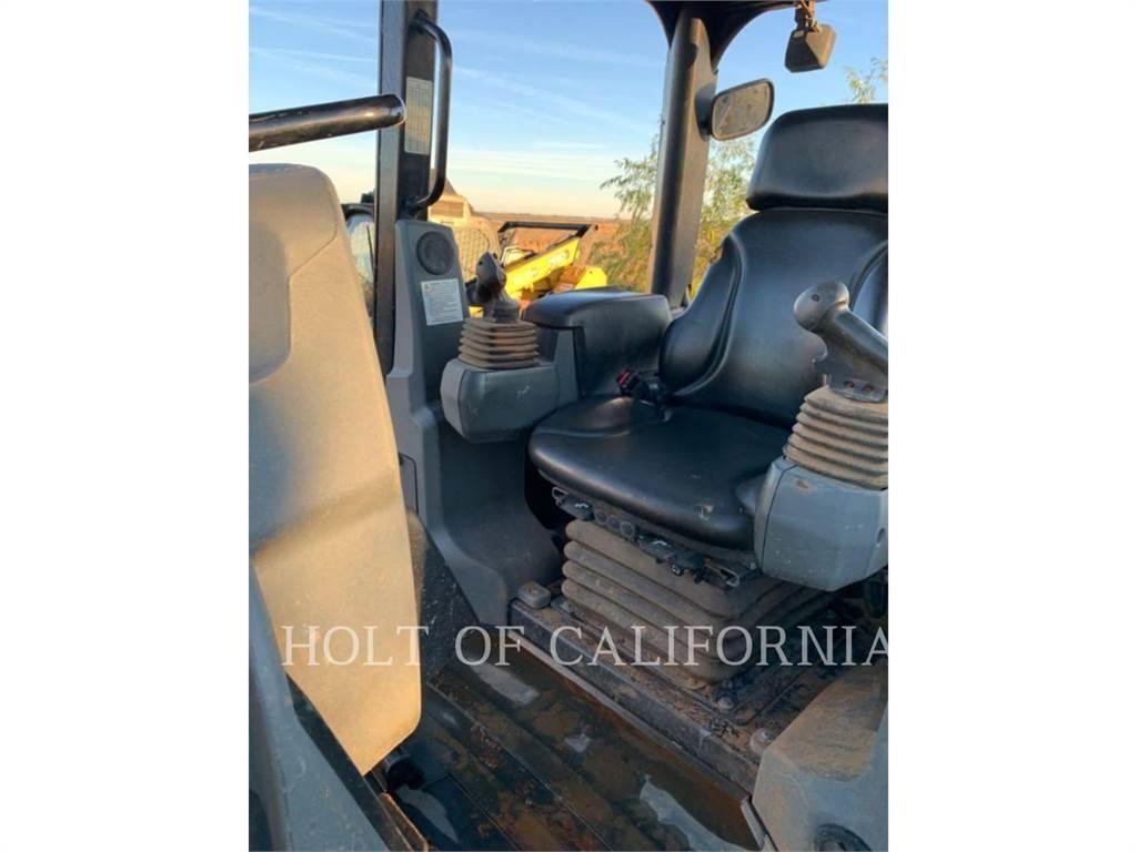 CAT D3K2 Dozers - Tratores rastos