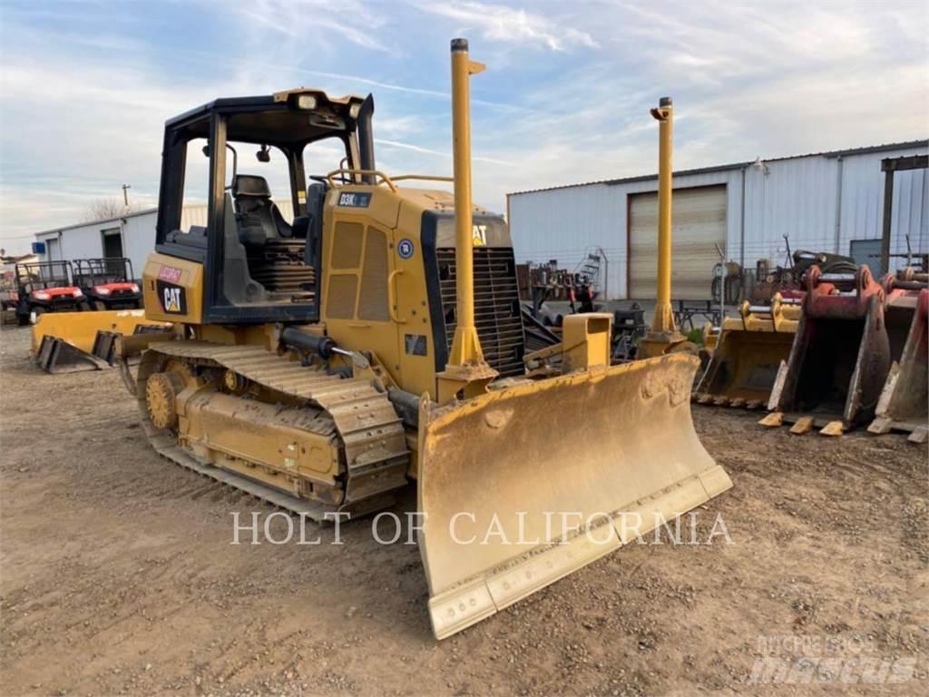 CAT D3K2 Dozers - Tratores rastos