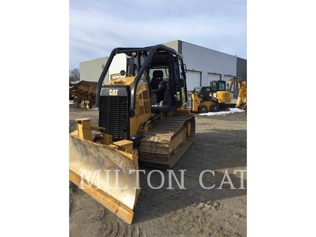 CAT D3K2LGP Dozers - Tratores rastos