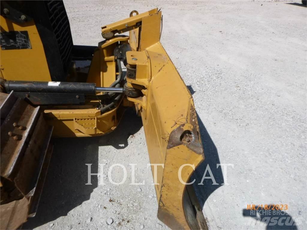 CAT D3K2LGP Dozers - Tratores rastos