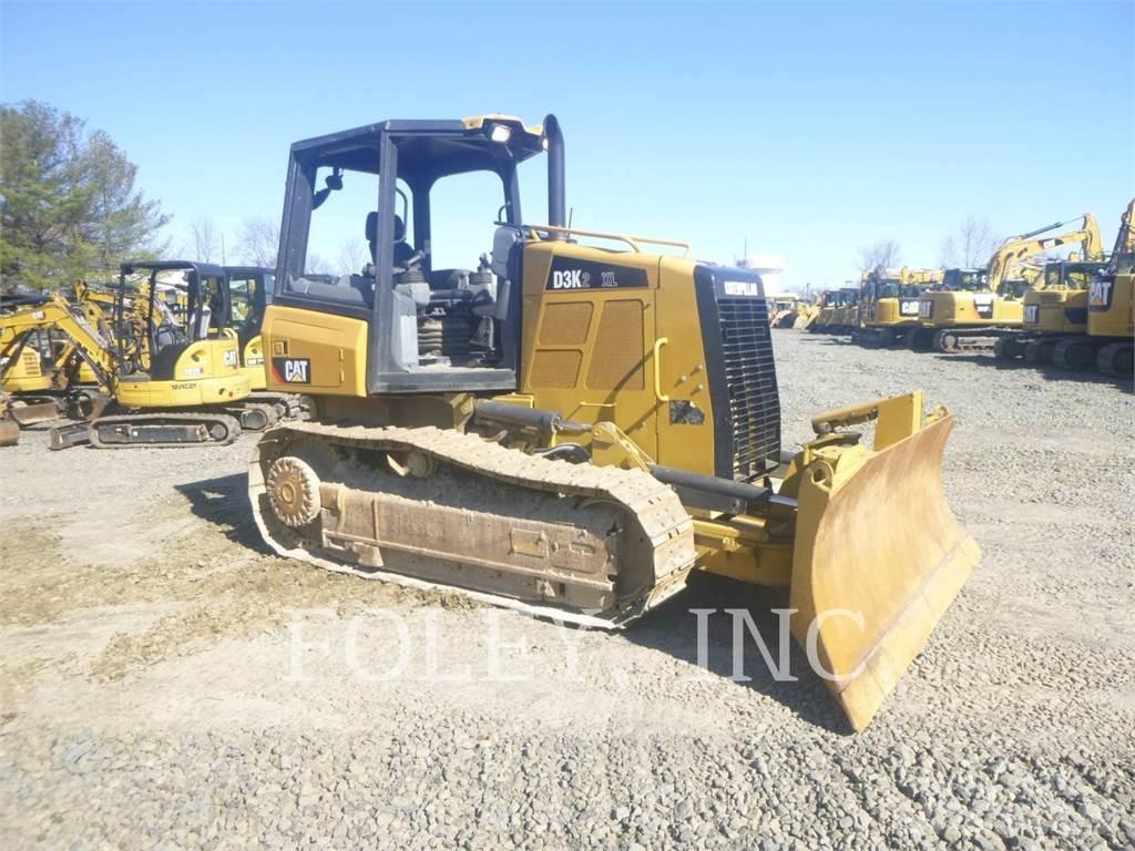 CAT D3K2XL Dozers - Tratores rastos