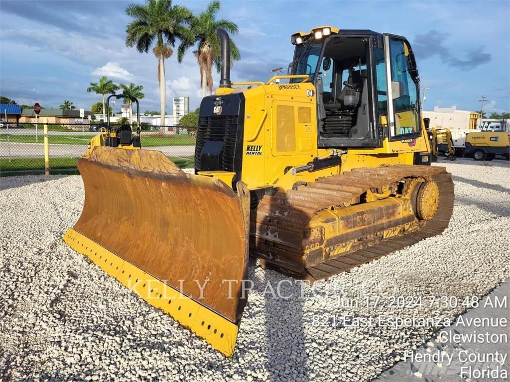 CAT D4 Dozers - Tratores rastos