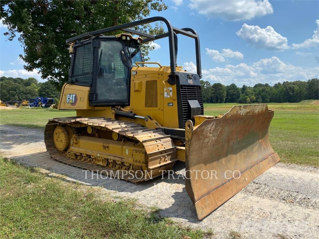 CAT D4 Dozers - Tratores rastos