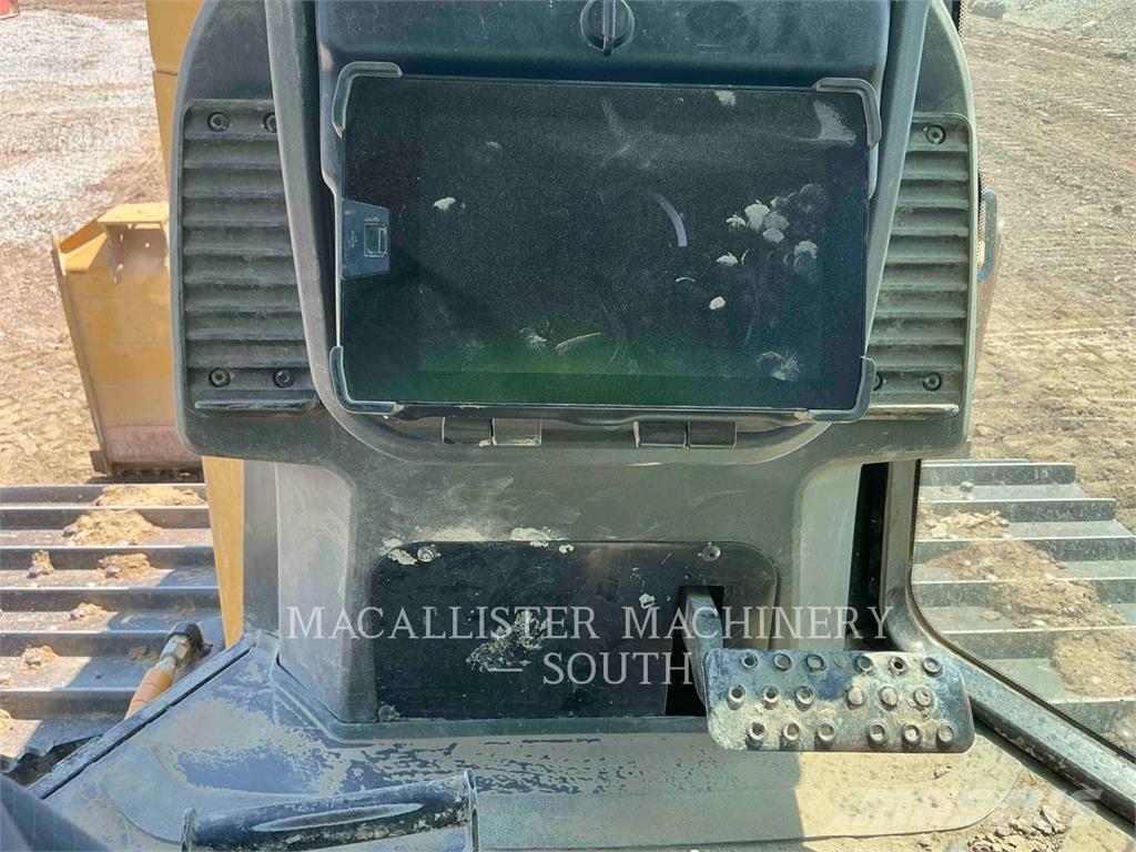 CAT D4 Dozers - Tratores rastos