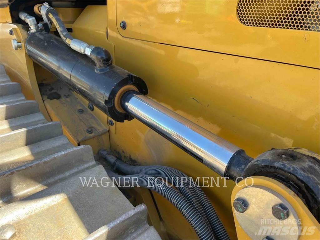 CAT D4 Dozers - Tratores rastos