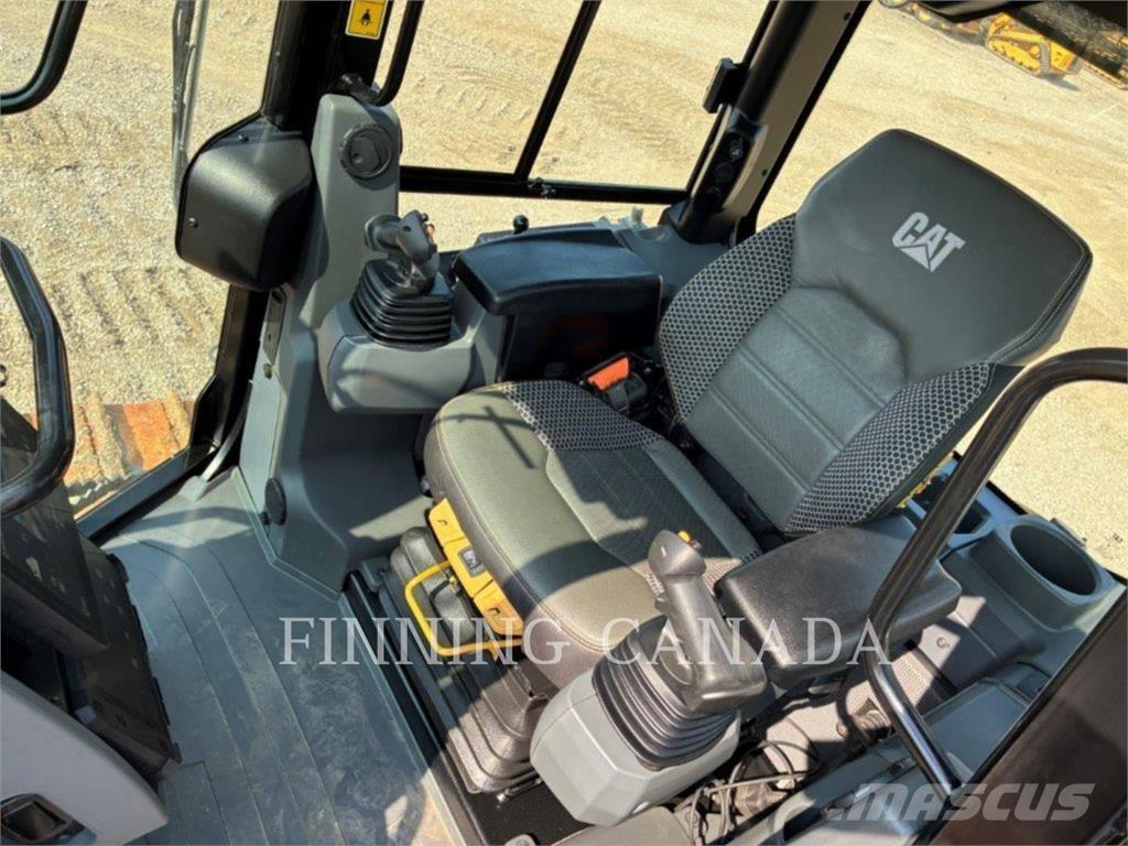 CAT D4-16 LGP Dozers - Tratores rastos