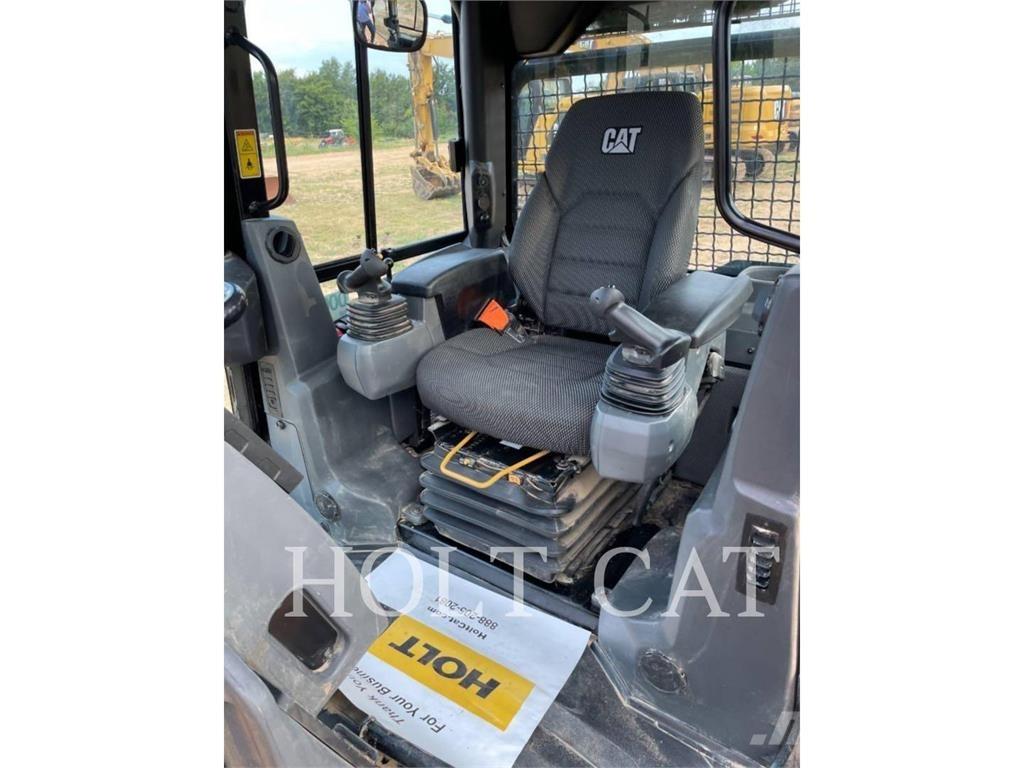 CAT D4 CAB Dozers - Tratores rastos