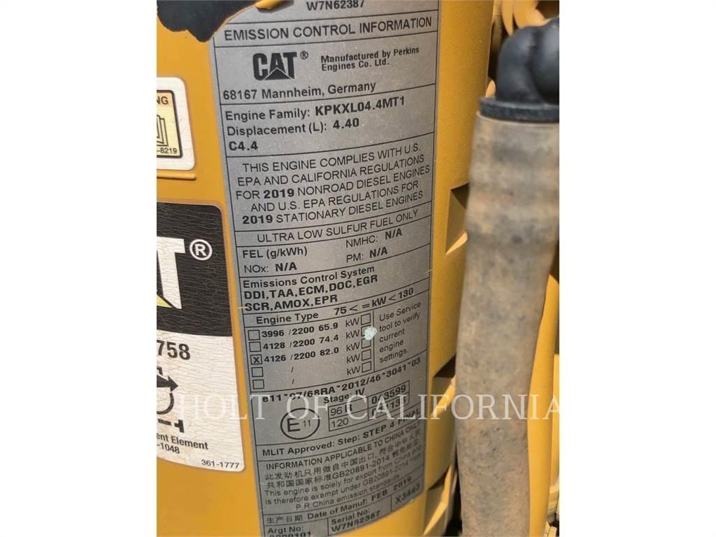 CAT D4K Dozers - Tratores rastos
