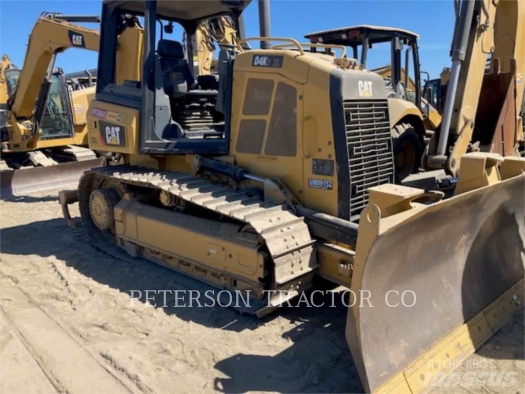 CAT D4K2 Dozers - Tratores rastos