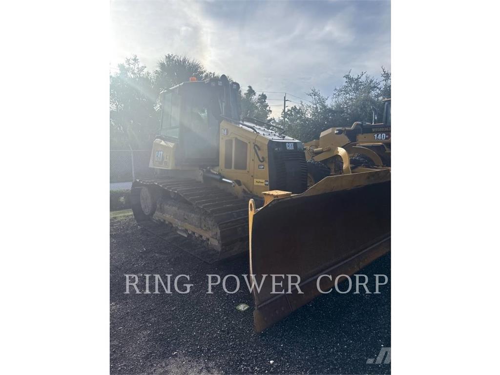 CAT D4VP Dozers - Tratores rastos