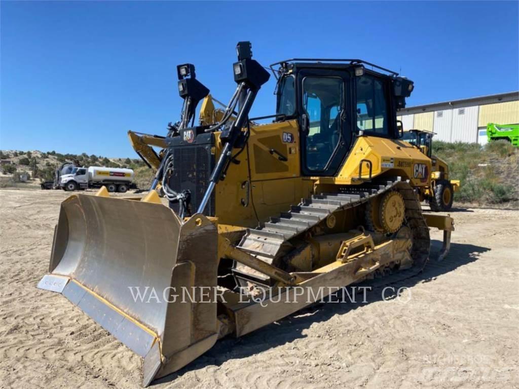 CAT D5 Dozers - Tratores rastos