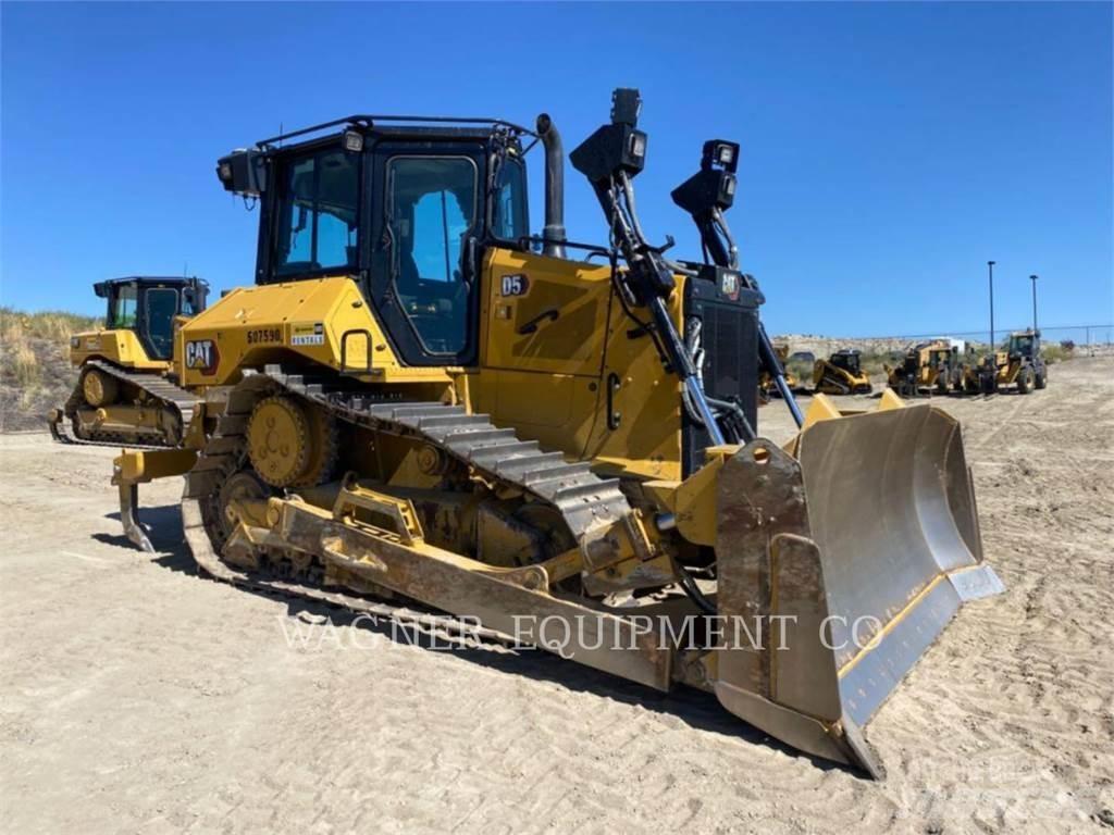 CAT D5 Dozers - Tratores rastos