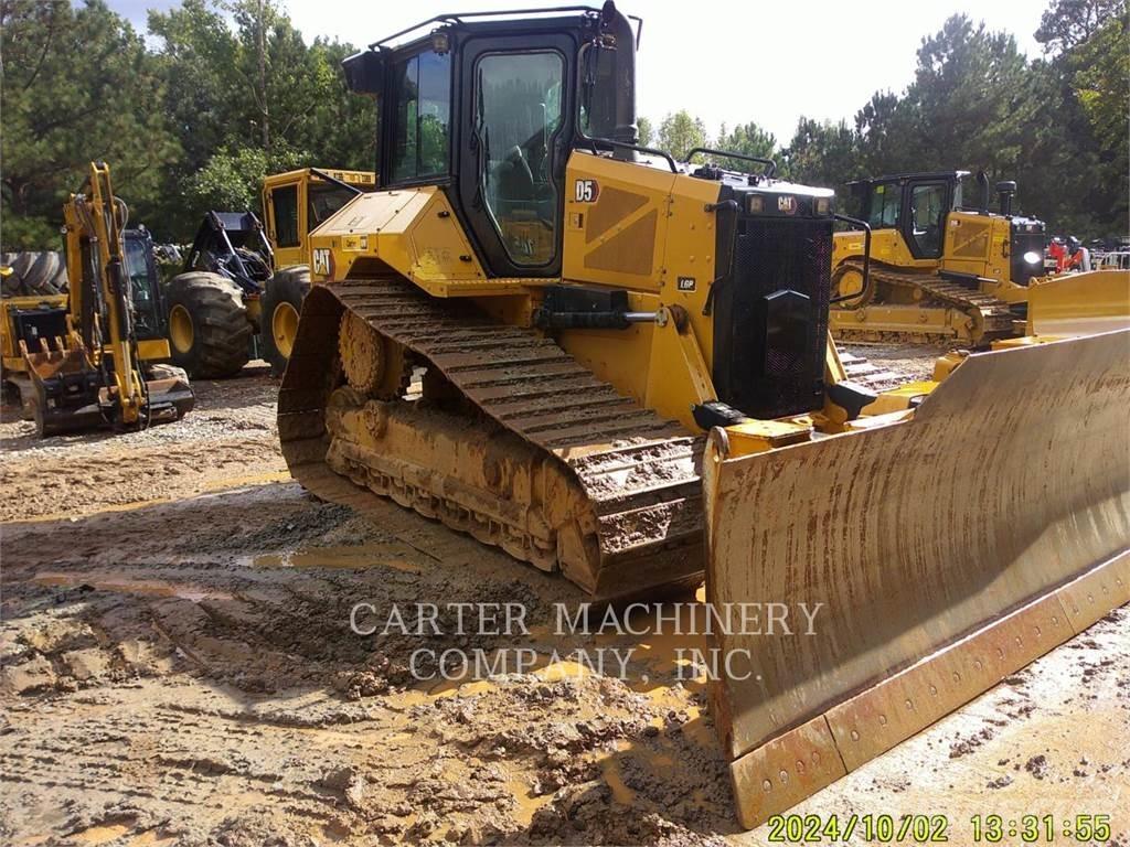 CAT D5 Dozers - Tratores rastos