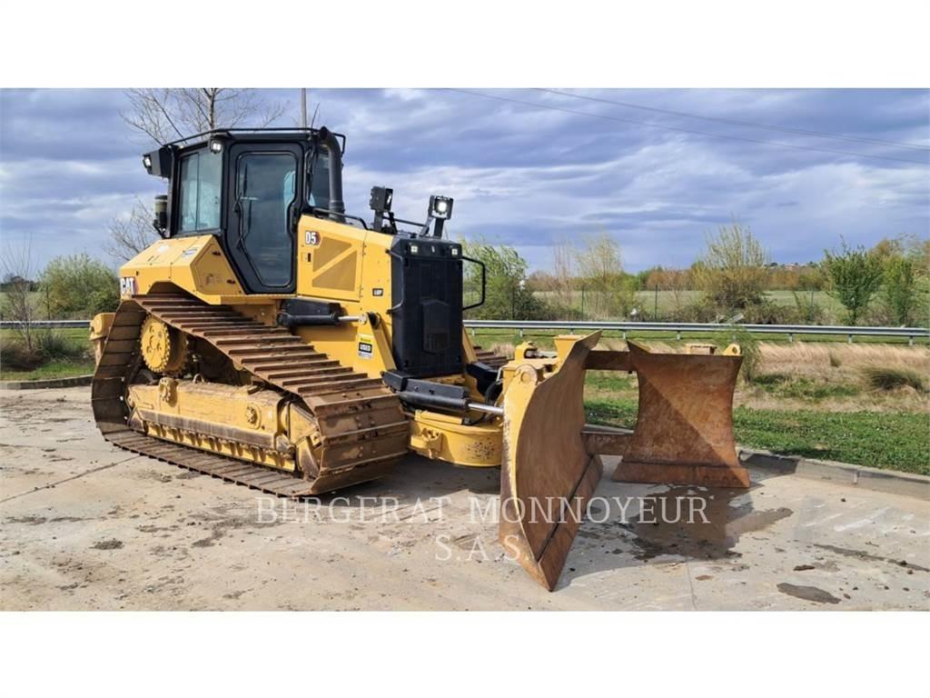 CAT D5 Dozers - Tratores rastos