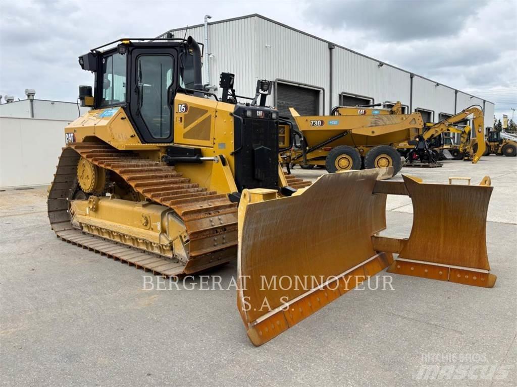 CAT D5 Dozers - Tratores rastos