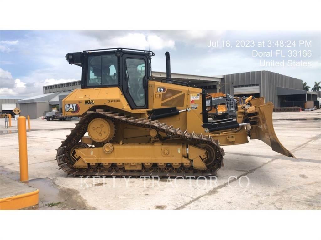 CAT D5 Dozers - Tratores rastos