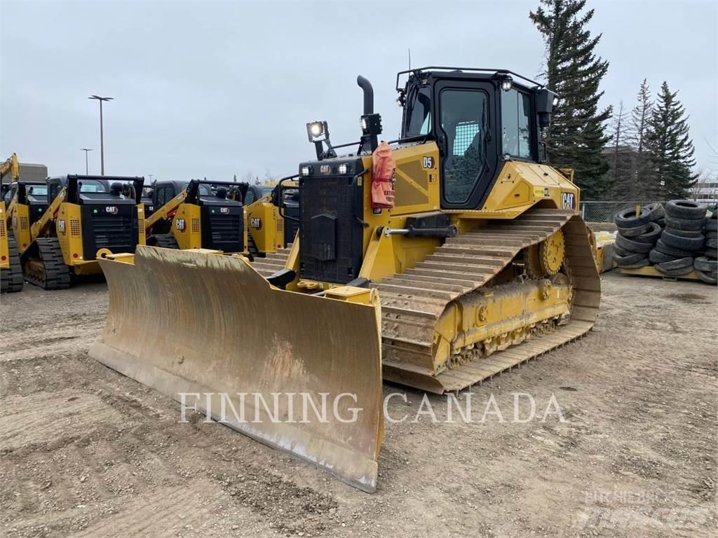 CAT D5-17 Dozers - Tratores rastos