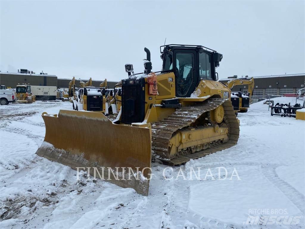 CAT D5-17 Dozers - Tratores rastos