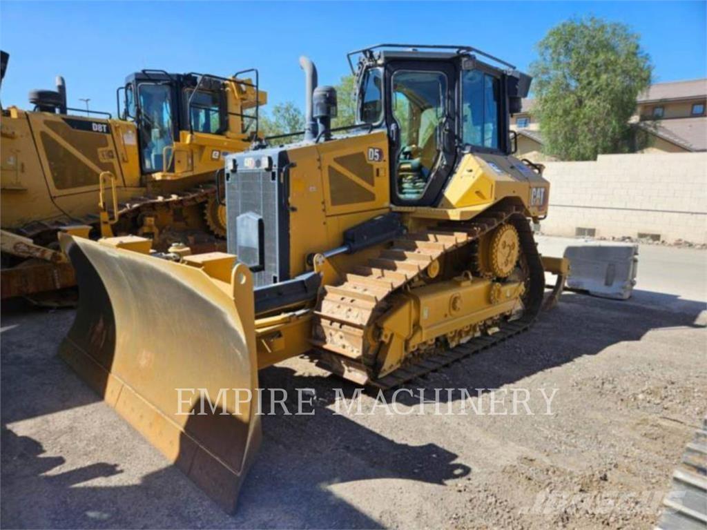 CAT D5-17VP Dozers - Tratores rastos