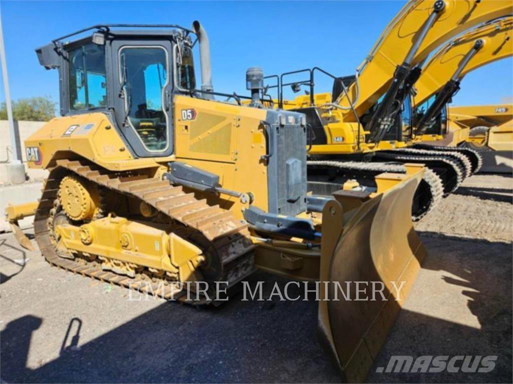 CAT D5-17VP Dozers - Tratores rastos
