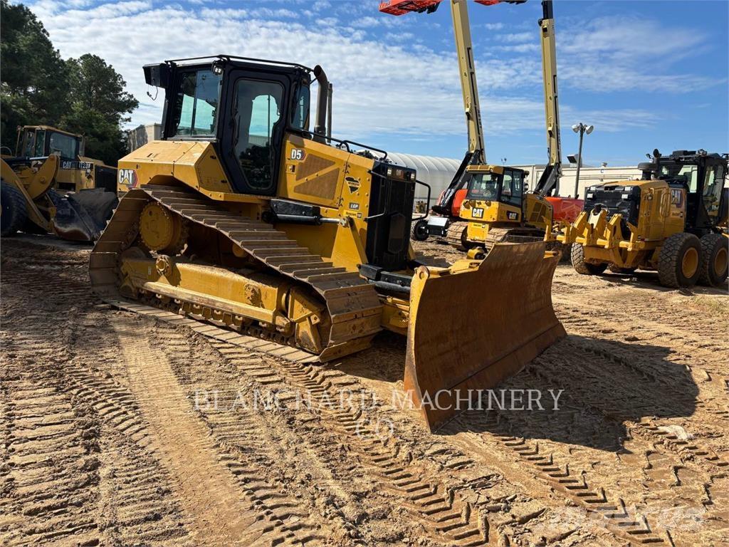 CAT D5- LGP Dozers - Tratores rastos