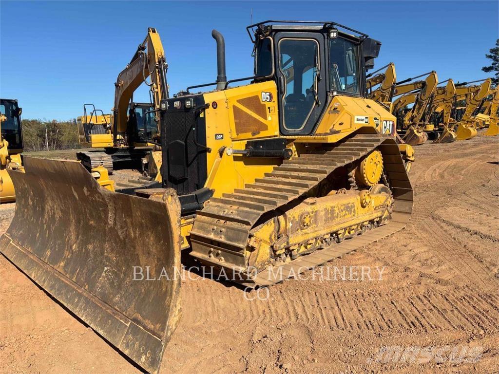 CAT D5 LGP Dozers - Tratores rastos