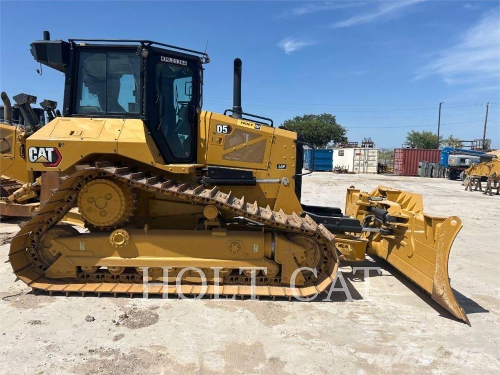 CAT D5 LGPVP3 Dozers - Tratores rastos