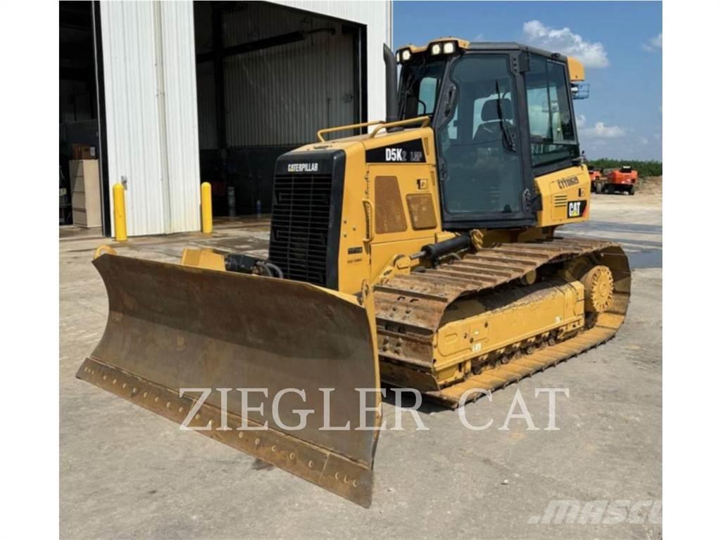 CAT D5K Dozers - Tratores rastos