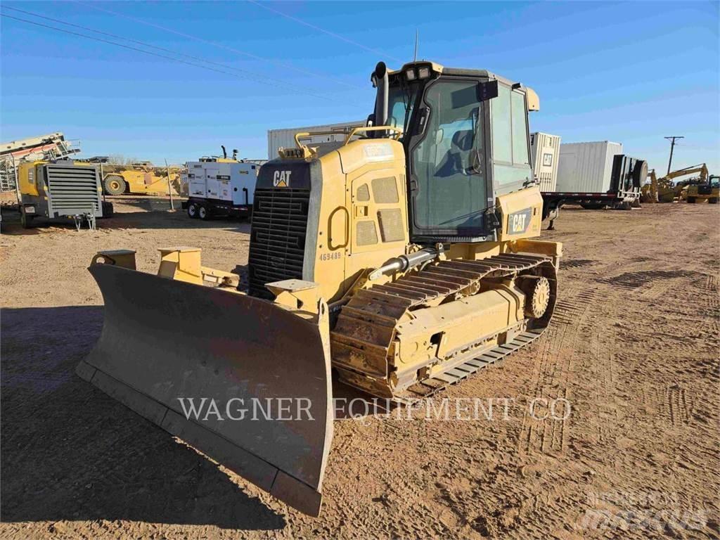 CAT D5K2 Dozers - Tratores rastos