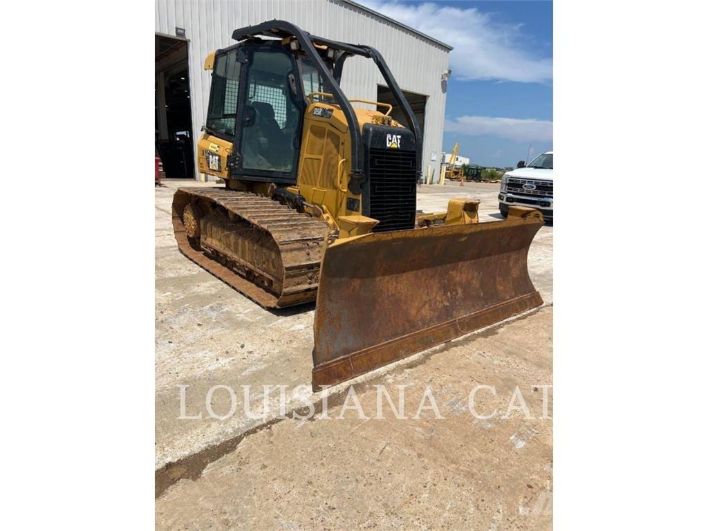 CAT D5K2 LGP Dozers - Tratores rastos