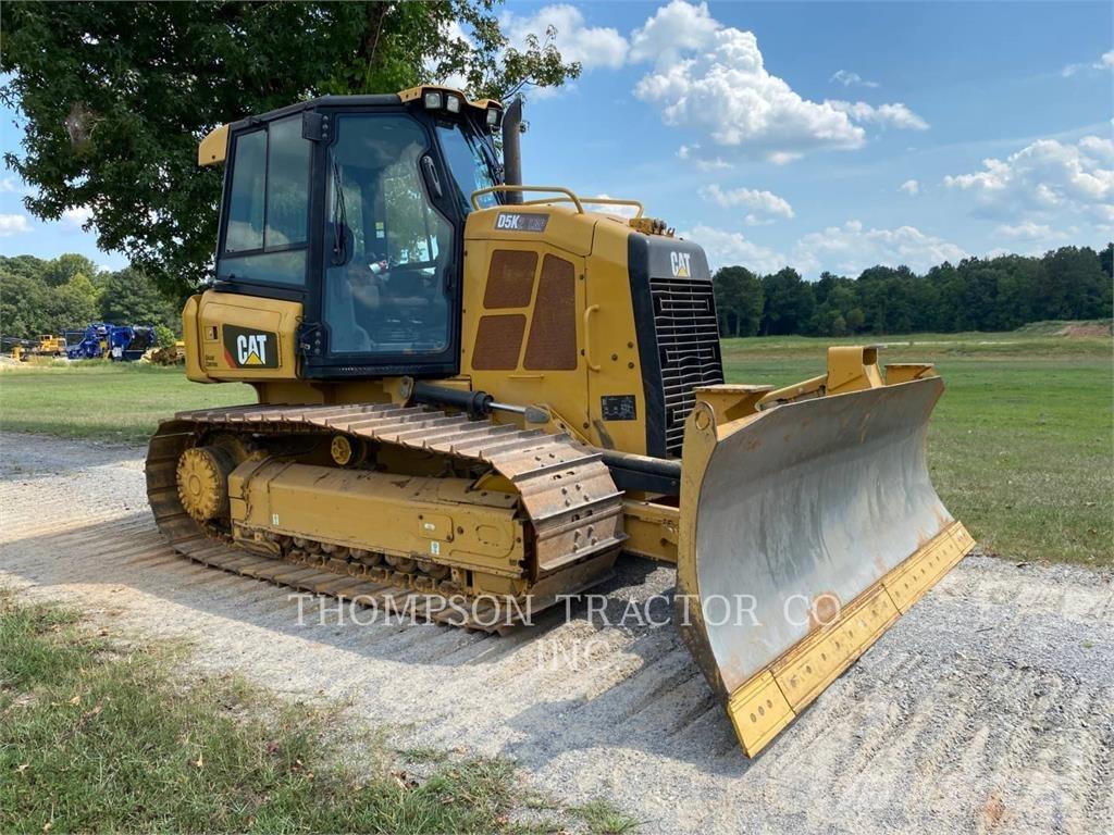 CAT D5K2 LGP Dozers - Tratores rastos