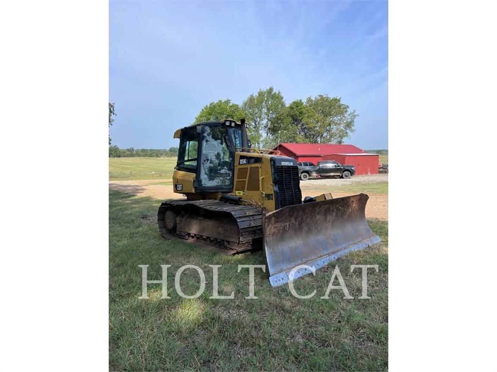 CAT D5K2LGP Dozers - Tratores rastos
