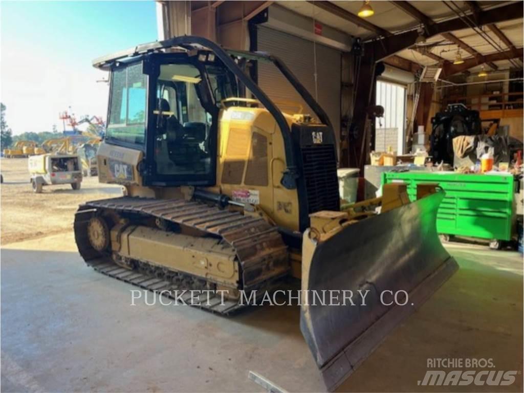 CAT D5K2LGP Dozers - Tratores rastos